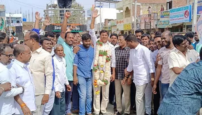 40 ఏళ్ల చరిత్ర తిరగ రాసిన భువనగిరి కాంగ్రెస్ 40 ఏళ్ల చరిత్ర తిరగ రాసిన భువనగిరి కాంగ్రెస్