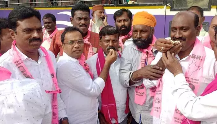 చేగుంటలో కొత్త ప్రభాకర్ రెడ్డి గెలుపు సంబురాలు.. చేగుంటలో కొత్త ప్రభాకర్ రెడ్డి గెలుపు సంబురాలు..