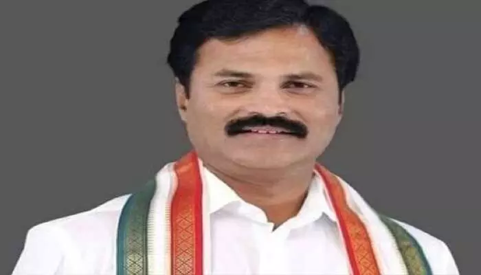 భువనగిరి ప్రజలకు అనునిత్యం అందుబాటులో ఉంటా : కుంభం భువనగిరి ప్రజలకు అనునిత్యం అందుబాటులో ఉంటా : కుంభం