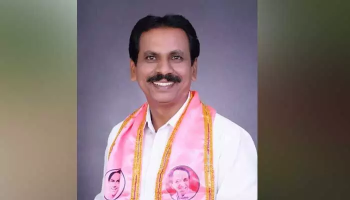 అధికార అహంకారం వల్లనే ప్రజలు తగిన బుద్ధి చెప్పారు అధికార అహంకారం వల్లనే ప్రజలు తగిన బుద్ధి చెప్పారు