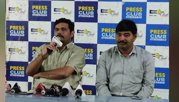2023 ఎన్నికల్లో ప్రీ పోల్ , ఎక్సిట్ పోల్ 98 శాతం విజయం సాధించాం : చాణిక్య ముఖేష్.. 2023 ఎన్నికల్లో ప్రీ పోల్ , ఎక్సిట్ పోల్ 98 శాతం విజయం సాధించాం : చాణిక్య ముఖేష్..