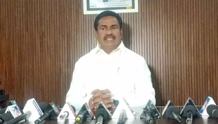 రమణారెడ్డి లాంటి వ్యక్తి చాలా అరుదు.. గంప గోవర్ధన్ రమణారెడ్డి లాంటి వ్యక్తి చాలా అరుదు.. గంప గోవర్ధన్