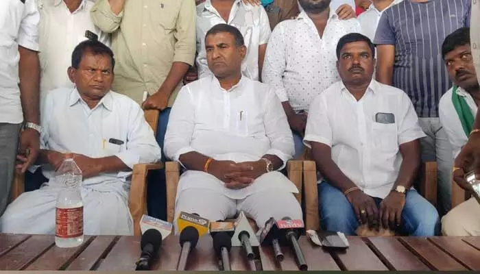నియోజకవర్గంలో ఇక అరాచకాలు, దోపిడీ, దౌర్జన్యాలు ఉండవు నియోజకవర్గంలో ఇక అరాచకాలు, దోపిడీ, దౌర్జన్యాలు ఉండవు