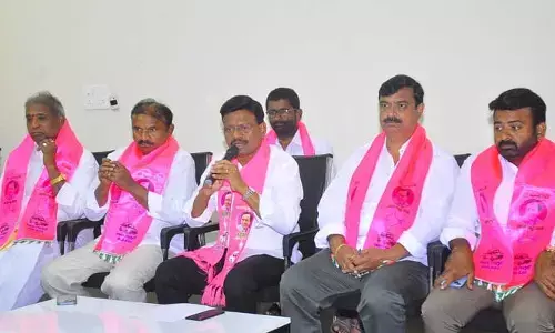 అధికార పక్షానికి సహకరిస్తాం.. తాత మధు