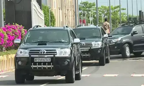 తెలంగాణ కొత్త ముఖ్యమంత్రి కాన్వాయ్ రెడీ