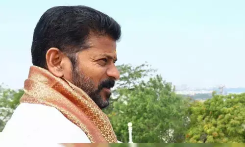 ఎల్లా హోటల్‌లో రేవంత్ రెడ్డితో సీపీఐ నేతలు భేటీ