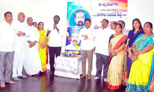 బాధ్యతాయుతమైన ప్రతిపక్ష పాత్ర పోషిస్తాం : పువ్వాడ