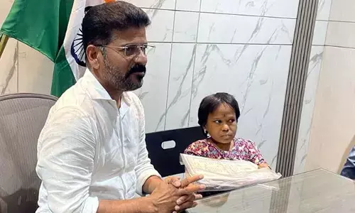 సీఎం హోదాలో తొలి ఉద్యోగం ఆ యువతికే.. ఫైల్‌పై సంతకం చేయనున్న రేవంత్ రెడ్డి