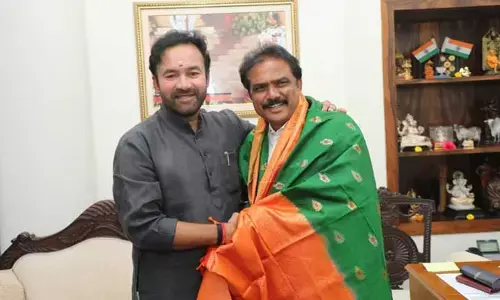 కేంద్ర మంత్రిని కలిసిన ఎమ్మెల్యే పాయల...