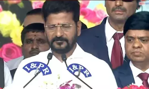దైవ సాక్షిగా.. అనుముల రేవంత్‌రెడ్డి అను నేను..