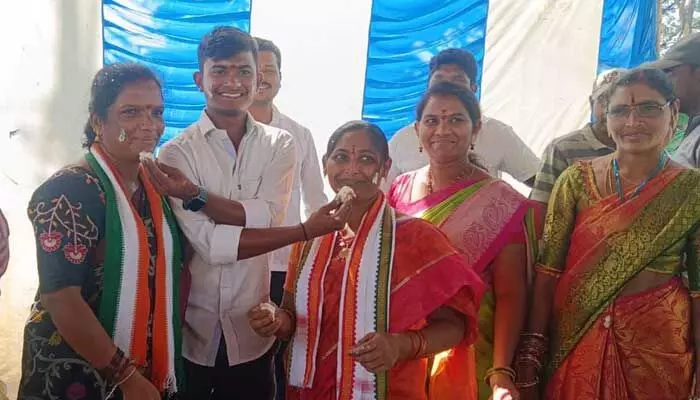 సోనియా గాంధీ జన్మదినం.. తెలంగాణ ప్రజలకు ఓ పండుగ సోనియా గాంధీ జన్మదినం.. తెలంగాణ ప్రజలకు ఓ పండుగ