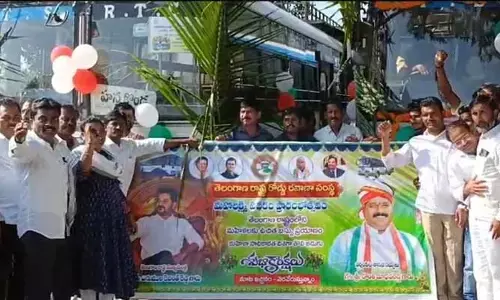 మహిళల వయసుతో సంబంధం లేదు.. ప్రసూన లక్ష్మి