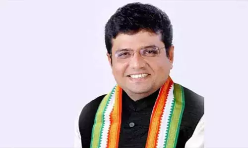 అడ్వకేట్ నుండి ఐటీ శాఖ మంత్రిగా...