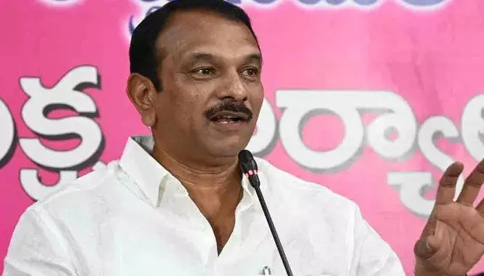 కాంగ్రెస్ను ఇప్పుడే ఏమనొద్దు.. ఆర్నెళ్లు టైమిద్దాం: MLA సుధీర్ రెడ్డి కీలక వ్యాఖ్యలు కాంగ్రెస్ను ఇప్పుడే ఏమనొద్దు.. ఆర్నెళ్లు టైమిద్దాం: MLA సుధీర్ రెడ్డి కీలక వ్యాఖ్యలు
