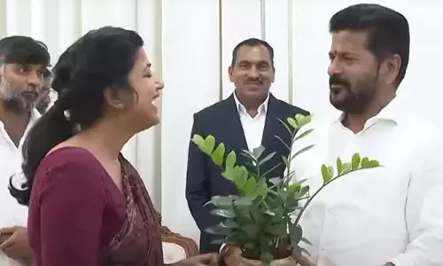 మళ్ళీ తెలంగాణకు ఐఏఎస్ కాటా ఆమ్రపాలి