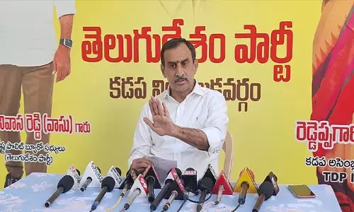 డిప్యూటీ సీఎం అంజాద్ బాషా కబ్జాలకు కేరాఫ్ అడ్రస్: టీడీపీ నేత శ్రీనివాసులురెడ్డి