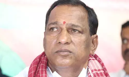 వివాదాలకు కేరాఫ్.. మాజీ మంత్రి మల్లారెడ్డి చుట్టూ వైఫైలా కాంట్రవర్సీలు