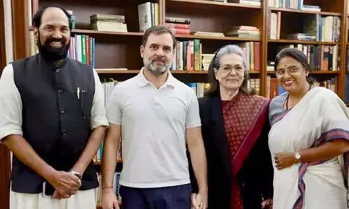 Delhi: ఉత్తమ్ ఫ్యామిలీకి సోనియా బ్లెస్సింగ్స్