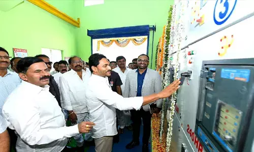 పలాసలో సీఎం జగన్: వైఎస్ఆర్ సుజలధార ప్రాజెక్టు ప్రారంభం