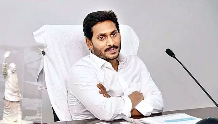 Amaravati : పింఛన్దారులకు గుడ్ న్యూస్.. రూ.3 వేలకు పెంపు Amaravati : పింఛన్దారులకు గుడ్ న్యూస్.. రూ.3 వేలకు పెంపు