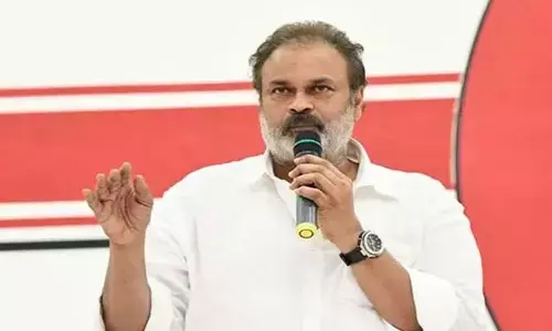 Nellore: నాగబాబు పర్యటన నేపథ్యంలో ఉద్రిక్తత.. కమిషనర్‌తో  జనసైనికుల వాగ్వాదం