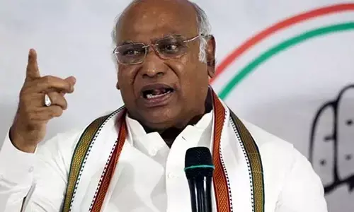 జమిలి ఎన్నికలు రాజ్యాంగ విరుద్ధం.. ఆ కమిటీ రద్దు చేయండి : ఖర్గే