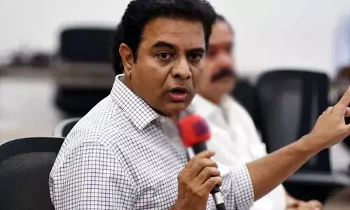 ఇంకా అధికార మత్తులోనే! KTR వ్యవహారశైలిపై సొంత పార్టీ నేతల అసహనం