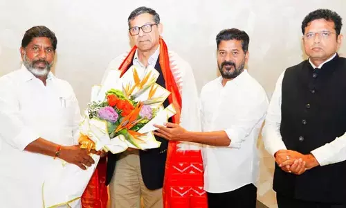 CM రేవంత్ రెడ్డితో మాజీ RBI గవర్నర్ రఘురాం రాజన్ భేటీ
