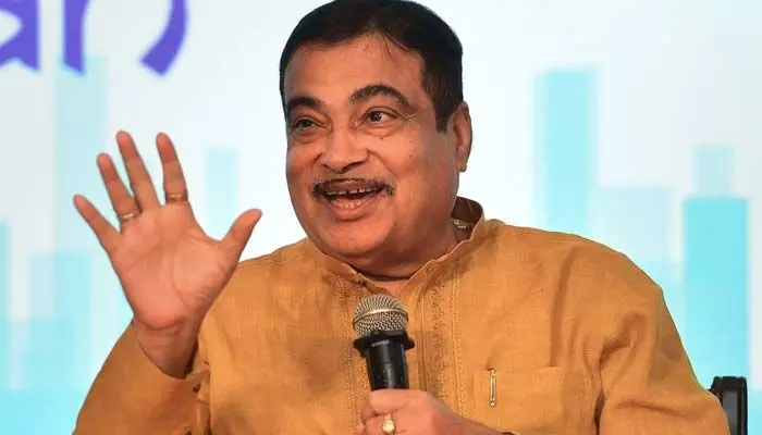 దేశవ్యాప్తంగా 1,000 వాహనాల స్క్రాపింగ్ కేంద్రాలు అవసరం దేశవ్యాప్తంగా 1,000 వాహనాల స్క్రాపింగ్ కేంద్రాలు అవసరం
