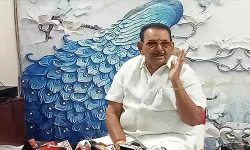 ఏపీలో బీజేపీకి బిగ్ షాక్: కీలక నేత రాజీనామా