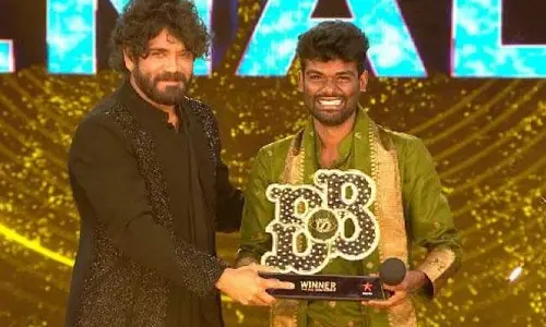 ‘వీడు విన్నర్ ఏంట్రా కర్మ కాకపోతే’.. ప్రల్లవి ప్రశాంత్‌పై నెటిజన్ ఫైర్ (వీడియో)