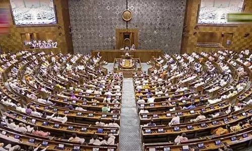 ఒక్కరోజే పార్లమెంట్ ఉభయసభల్లో 92 మంది సభ్యుల సస్పెన్షన్