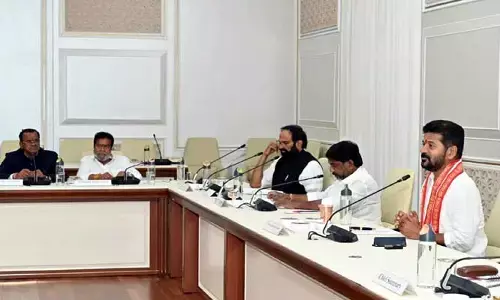 పాలనపై పూర్తి ఏకాగ్రత ఆవశ్యం