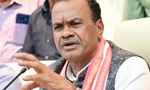 విధ్వంసమైన తెలంగాణను గాడిలో పెడుతున్నాం: కోమటిరెడ్డి