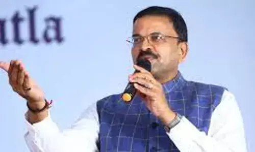 రాజకీయానికి సై అంటున్న జేడీ