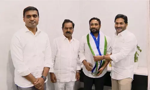 వైసీపీ అభ్యర్థిగా ఎన్నికల బరిలోకి అంబటి రాయుడు ..ఎక్కడ నుంచి పోటీ అంటే?