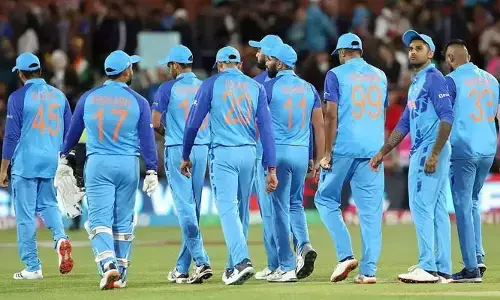 స్టార్ స్పోర్ట్స్ టీ20 జట్టులో ఐదుగురు భారత క్రికెటర్లు..
