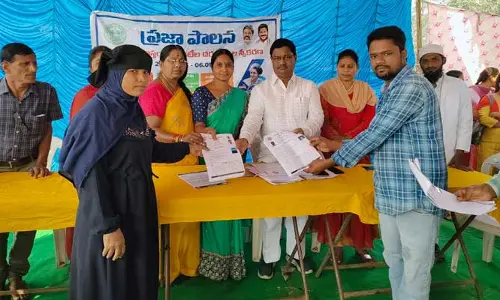 ప్రజాపాలనతో గడీల పాలనకు సమాధి