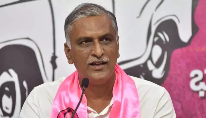 ఆ ఒక్క పనిచేస్తే కోడ్ వచ్చినా గ్యారంటీలు అమలు చేయొచ్చు: హరీష్ రావు ఆ ఒక్క పనిచేస్తే కోడ్ వచ్చినా గ్యారంటీలు అమలు చేయొచ్చు: హరీష్ రావు