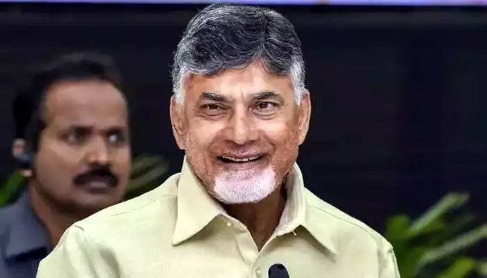 ఆ చేదు జ్ఞాపకాలు త్వరగా మరిచిపోవాలి.. చంద్రబాబు నూతన సంవత్సర సందేశమిదే..! ఆ చేదు జ్ఞాపకాలు త్వరగా మరిచిపోవాలి.. చంద్రబాబు నూతన సంవత్సర సందేశమిదే..!