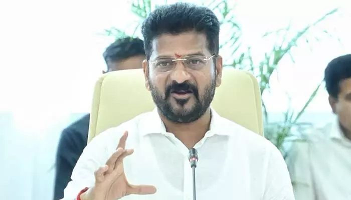 కొత్త సంవత్సరం వేళ సీఎం రేవంత్ రెడ్డి కీలక నిర్ణయం కొత్త సంవత్సరం వేళ సీఎం రేవంత్ రెడ్డి కీలక నిర్ణయం