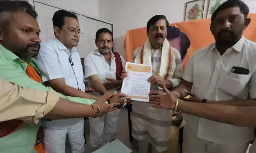 పౌరోహిత్యం బ్రాహ్మణ కులవృత్తిగా గుర్తింపునకు కృషి: పురోహితులకు జీవీఎల్‌ భరోసా