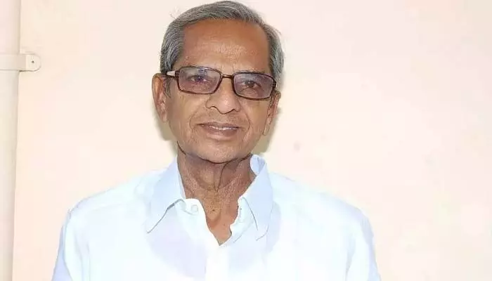 ఇంచార్జి మార్పు ఎఫెక్ట్.. వైసీపీ ఎమ్మెల్యే కుటుంబంలో చిచ్చు ఇంచార్జి మార్పు ఎఫెక్ట్.. వైసీపీ ఎమ్మెల్యే కుటుంబంలో చిచ్చు