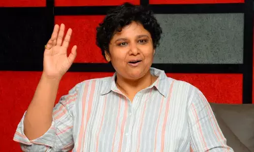 సింగర్ చిన్మయి భర్తకు మరో గర్ల్ ఫ్రెండ్ కోసం వెతుకుతున్న డైరెక్టర్.. బయటపడ్డ చాట్