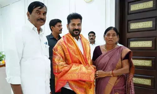 TS: శ్రీకాంతా చారి తల్లి శంకరమ్మకు కీలక పదవి