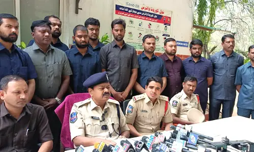 అక్రమంగా గంజాయి రవాణా చేస్తున్న నలుగురి రిమాండ్