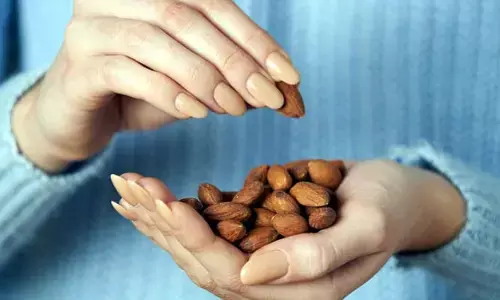 Almonds: ఆయుష్షును పెంచే డ్రైఫ్రూట్.. రోజుకు ఎన్ని తినాలి?