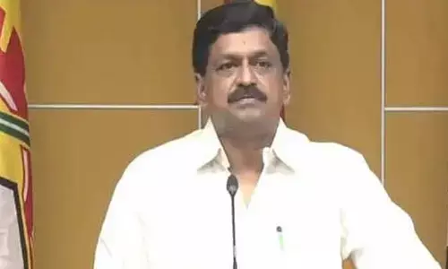 సొంత భూమిని 165 మంది పేదలకు పంచిన టీడీపీ ఎమ్మెల్యే