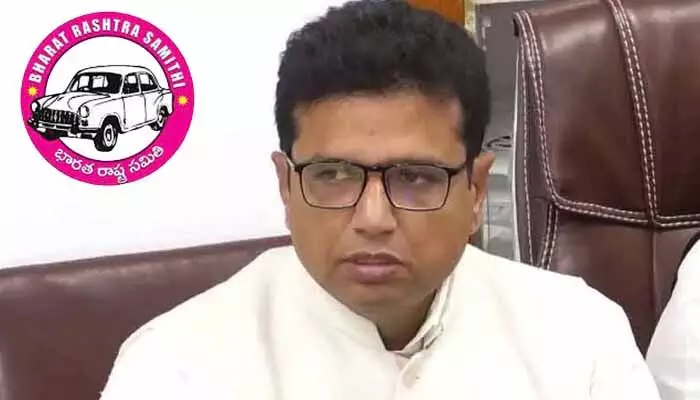 ప్రజా శ్రేయస్సుకు ప్రతిపక్షాల సూచనలు స్వీకరిస్తాం : మంత్రులు శ్రీధర్బాబు, సీతక్క ప్రజా శ్రేయస్సుకు ప్రతిపక్షాల సూచనలు స్వీకరిస్తాం : మంత్రులు శ్రీధర్బాబు, సీతక్క