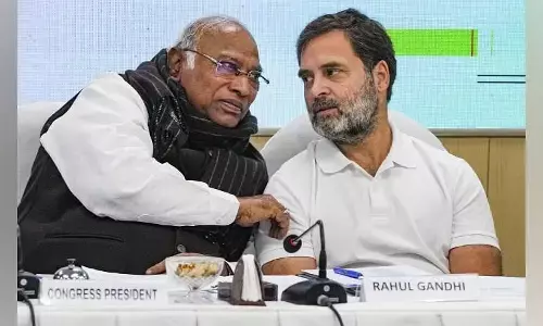 బీజేపీ భావోద్వేగ అంశాలను తెరపైకి తెస్తోంది: ఏఐసీసీ చీఫ్ ఖర్గే